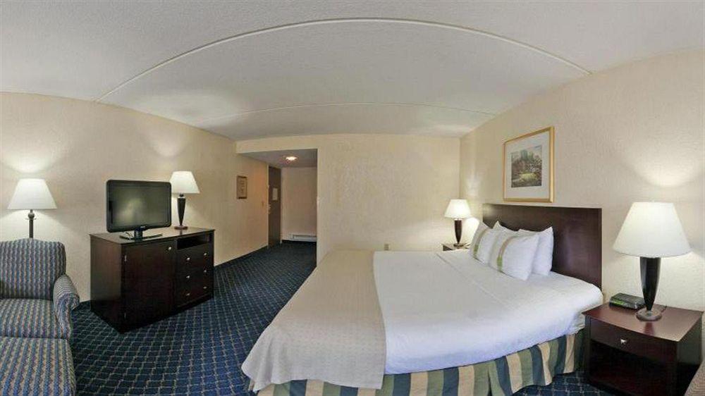 Boxboro Regency Hotel Boxborough Bagian luar foto