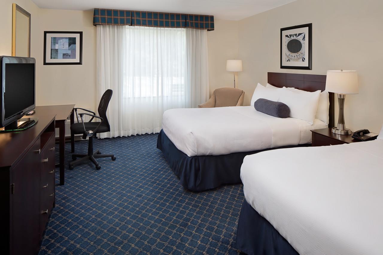 Boxboro Regency Hotel Boxborough Bagian luar foto